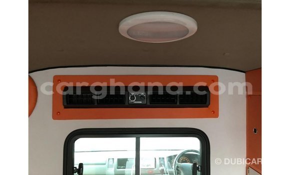 Ra Imported Toyota Hiace funfun Ọkọ̀ in Import - Dubai ni Ashanti Ra Imported Toyota Hiace funfun Ọkọ̀ in Import - Dubai ni Ashanti