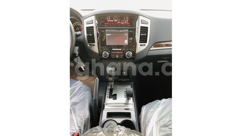 Big with watermark mitsubishi pajero ashanti import dubai 11091