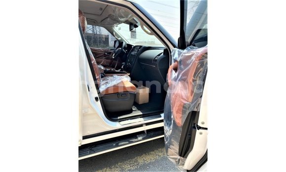 Sayi Imported Nissan Patrol White Mota in Import - Dubai a Ashanti Sayi Imported Nissan Patrol White Mota in Import - Dubai a Ashanti