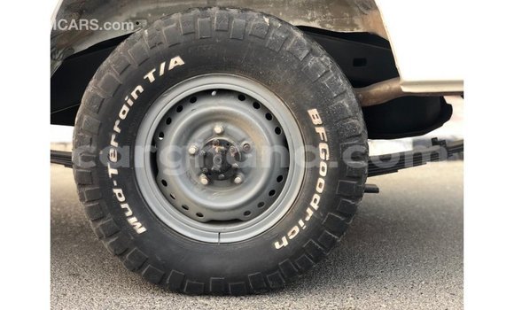 Ra Imported Toyota Land Cruiser funfun Ọkọ̀ in Import - Dubai ni Ashanti Ra Imported Toyota Land Cruiser funfun Ọkọ̀ in Import - Dubai ni Ashanti
