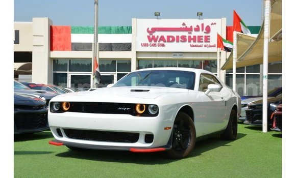 Buy Import Dodge Challenger White Car in Import - Dubai in Ashanti Buy Import Dodge Challenger White Car in Import - Dubai in Ashanti