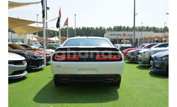 Buy Import Dodge Challenger White Car in Import - Dubai in Ashanti Buy Import Dodge Challenger White Car in Import - Dubai in Ashanti