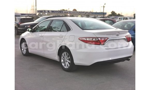 Sayi Imported Toyota Camry White Mota in Import - Dubai a Ashanti Sayi Imported Toyota Camry White Mota in Import - Dubai a Ashanti