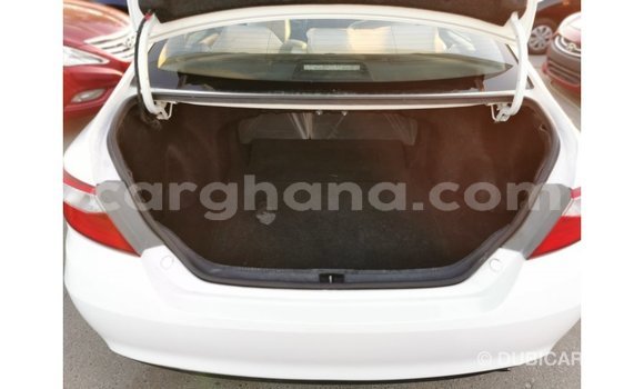 Sayi Imported Toyota Camry White Mota in Import - Dubai a Ashanti Sayi Imported Toyota Camry White Mota in Import - Dubai a Ashanti