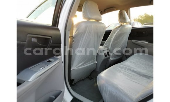 Sayi Imported Toyota Camry White Mota in Import - Dubai a Ashanti Sayi Imported Toyota Camry White Mota in Import - Dubai a Ashanti