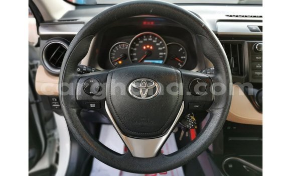 Ra Imported Toyota 4Runner funfun Ọkọ̀ in Import - Dubai ni Ashanti Ra Imported Toyota 4Runner funfun Ọkọ̀ in Import - Dubai ni Ashanti