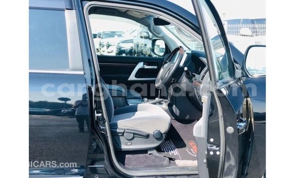 Buy Import Toyota Land Cruiser Black Car in Import - Dubai in Ashanti Buy Import Toyota Land Cruiser Black Car in Import - Dubai in Ashanti