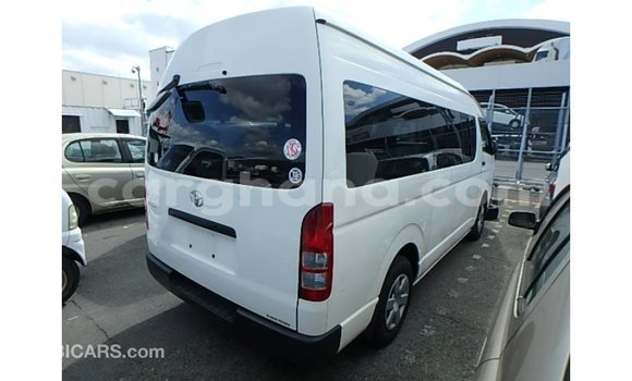 Ra Imported Toyota Hiace funfun Ọkọ̀ in Import - Dubai ni Ashanti Ra Imported Toyota Hiace funfun Ọkọ̀ in Import - Dubai ni Ashanti