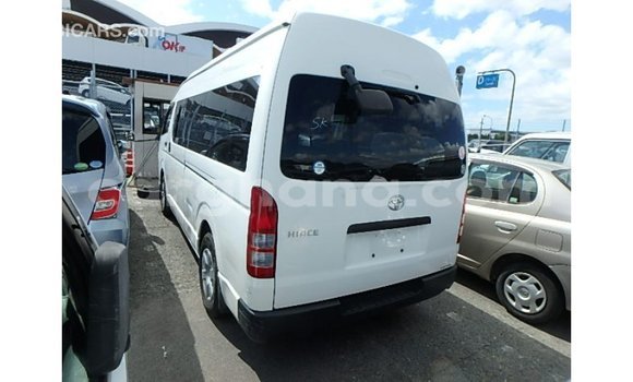 Ra Imported Toyota Hiace funfun Ọkọ̀ in Import - Dubai ni Ashanti Ra Imported Toyota Hiace funfun Ọkọ̀ in Import - Dubai ni Ashanti