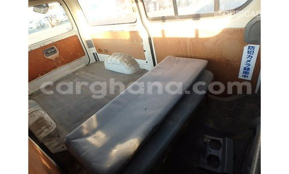 Buy Import Toyota Regius White Car in Import - Dubai in Ashanti Buy Import Toyota Regius White Car in Import - Dubai in Ashanti