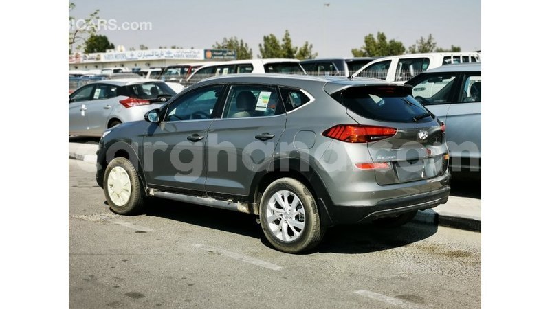 Big with watermark hyundai tucson ashanti import dubai 11121