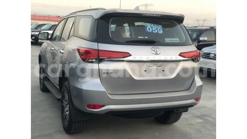 Big with watermark toyota fortuner ashanti import dubai 11128