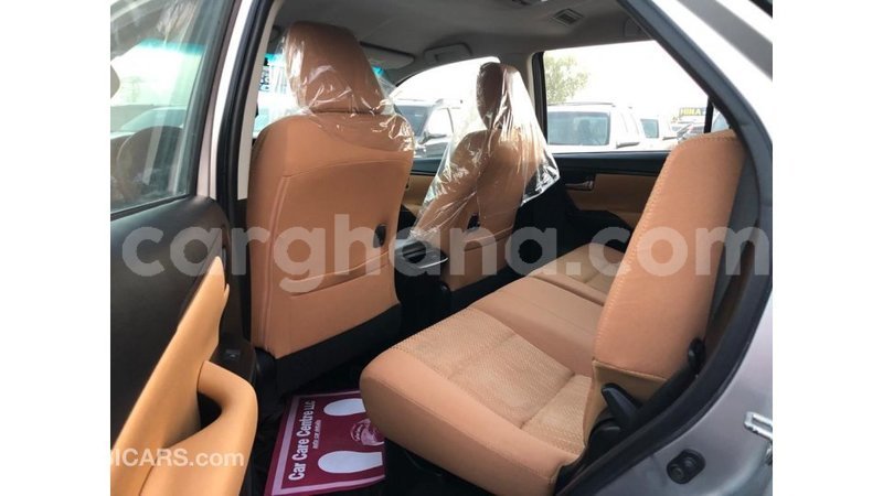 Big with watermark toyota fortuner ashanti import dubai 11128