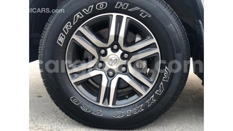 Big with watermark toyota fortuner ashanti import dubai 11128