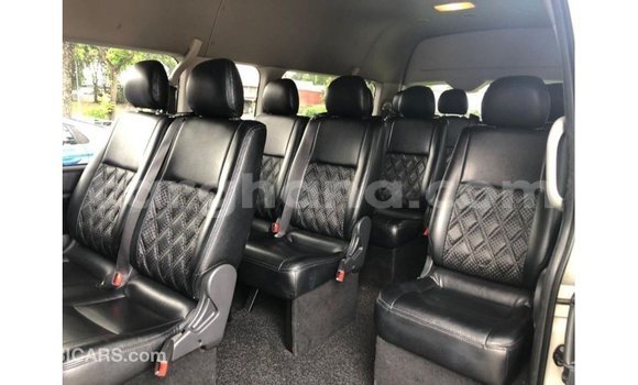 Buy Import Toyota Hiace White Car in Import - Dubai in Ashanti Buy Import Toyota Hiace White Car in Import - Dubai in Ashanti