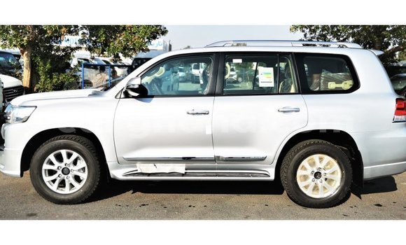 Buy Import Toyota Land Cruiser Other Car in Import - Dubai in Ashanti Buy Import Toyota Land Cruiser Other Car in Import - Dubai in Ashanti