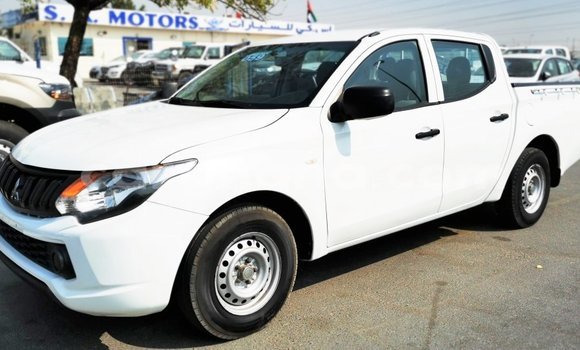 Buy Import Mitsubishi L200 White Car in Import - Dubai in Ashanti Buy Import Mitsubishi L200 White Car in Import - Dubai in Ashanti