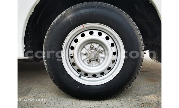 Buy Import Mitsubishi L200 White Car in Import - Dubai in Ashanti Buy Import Mitsubishi L200 White Car in Import - Dubai in Ashanti