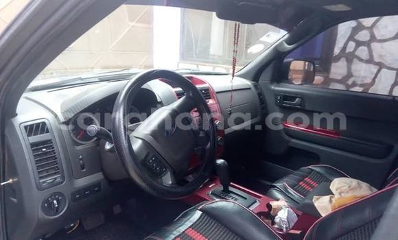 Sayi Na hannu Ford Escape Black Mota in Accra a Greater Accra Sayi Na hannu Ford Escape Black Mota in Accra a Greater Accra
