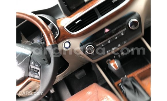 Buy Import Hyundai Tucson White Car in Import - Dubai in Ashanti Buy Import Hyundai Tucson White Car in Import - Dubai in Ashanti