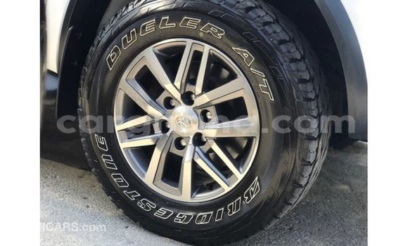 Ra Imported Toyota Fortuner funfun Ọkọ̀ in Import - Dubai ni Ashanti Ra Imported Toyota Fortuner funfun Ọkọ̀ in Import - Dubai ni Ashanti