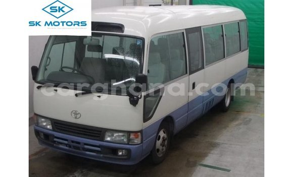 Ra Imported Toyota Coaster funfun Ọkọ̀ in Import - Dubai ni Ashanti Ra Imported Toyota Coaster funfun Ọkọ̀ in Import - Dubai ni Ashanti