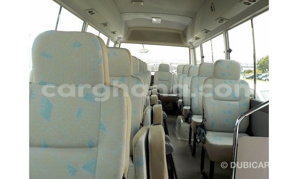 Ra Imported Toyota Coaster funfun Ọkọ̀ in Import - Dubai ni Ashanti Ra Imported Toyota Coaster funfun Ọkọ̀ in Import - Dubai ni Ashanti
