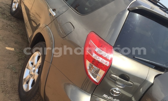 Buy Used Toyota RAV4 Brown Car in Accra in Greater Accra Buy Used Toyota RAV4 Brown Car in Accra in Greater Accra