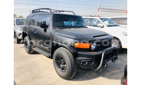 Ra Imported Toyota FJ Cruiser Black Ọkọ̀ in Import - Dubai ni Ashanti Ra Imported Toyota FJ Cruiser Black Ọkọ̀ in Import - Dubai ni Ashanti