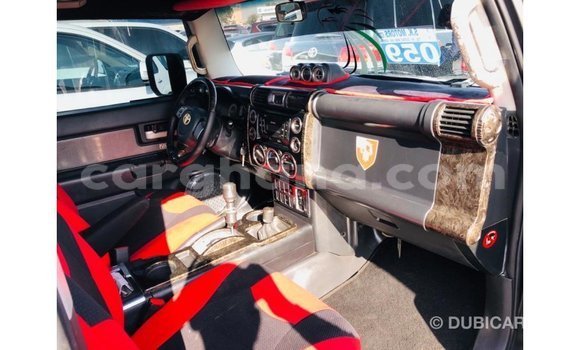 Ra Imported Toyota FJ Cruiser Black Ọkọ̀ in Import - Dubai ni Ashanti Ra Imported Toyota FJ Cruiser Black Ọkọ̀ in Import - Dubai ni Ashanti