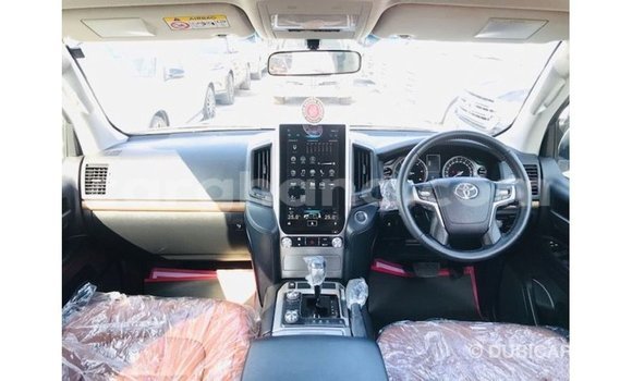 Ra Imported Toyota Land Cruiser funfun Ọkọ̀ in Import - Dubai ni Ashanti Ra Imported Toyota Land Cruiser funfun Ọkọ̀ in Import - Dubai ni Ashanti