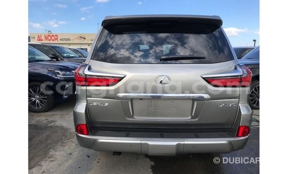 Sayi Imported Lexus LX Sauran Mota in Import - Dubai a Ashanti Sayi Imported Lexus LX Sauran Mota in Import - Dubai a Ashanti