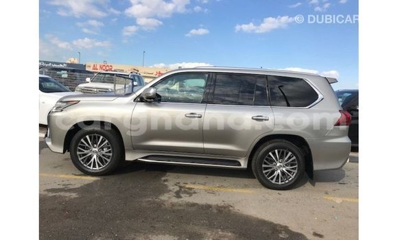 Sayi Imported Lexus LX Sauran Mota in Import - Dubai a Ashanti Sayi Imported Lexus LX Sauran Mota in Import - Dubai a Ashanti