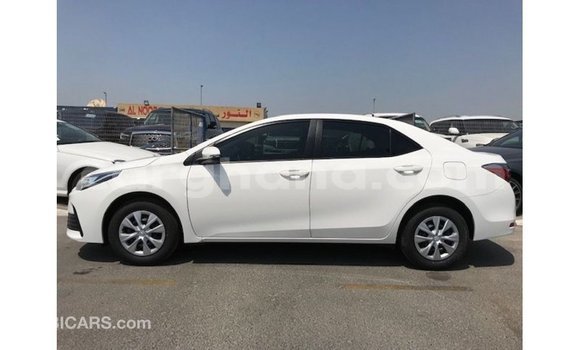 Ra Imported Toyota Corolla funfun Ọkọ̀ in Import - Dubai ni Ashanti Ra Imported Toyota Corolla funfun Ọkọ̀ in Import - Dubai ni Ashanti
