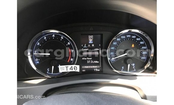 Ra Imported Toyota Corolla funfun Ọkọ̀ in Import - Dubai ni Ashanti Ra Imported Toyota Corolla funfun Ọkọ̀ in Import - Dubai ni Ashanti