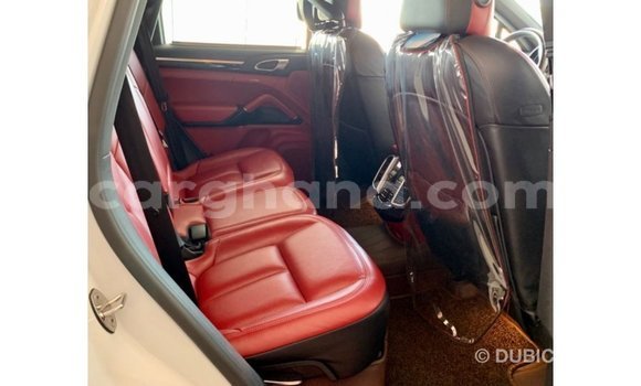 Ra Imported Porsche Cayenne funfun Ọkọ̀ in Import - Dubai ni Ashanti Ra Imported Porsche Cayenne funfun Ọkọ̀ in Import - Dubai ni Ashanti