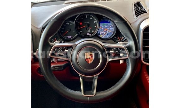 Ra Imported Porsche Cayenne funfun Ọkọ̀ in Import - Dubai ni Ashanti Ra Imported Porsche Cayenne funfun Ọkọ̀ in Import - Dubai ni Ashanti
