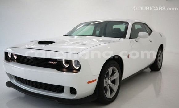 Sayi Imported Dodge Challenger White Mota in Import - Dubai a Ashanti Sayi Imported Dodge Challenger White Mota in Import - Dubai a Ashanti