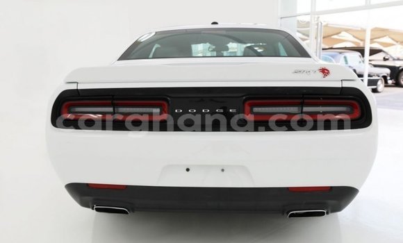 Sayi Imported Dodge Challenger White Mota in Import - Dubai a Ashanti Sayi Imported Dodge Challenger White Mota in Import - Dubai a Ashanti