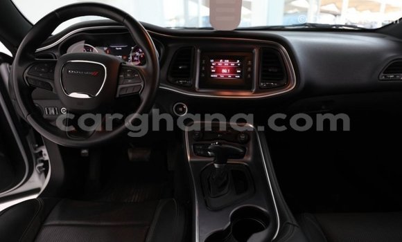 Sayi Imported Dodge Challenger White Mota in Import - Dubai a Ashanti Sayi Imported Dodge Challenger White Mota in Import - Dubai a Ashanti