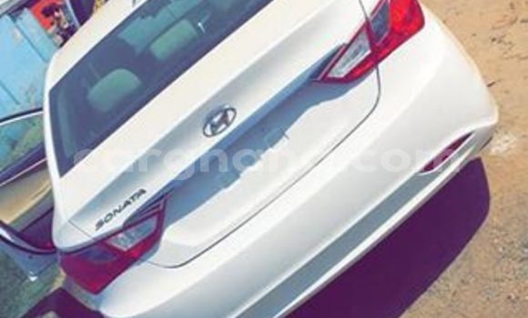 Buy Used Hyundai Sonata White Car in Accra in Greater Accra Buy Used Hyundai Sonata White Car in Accra in Greater Accra