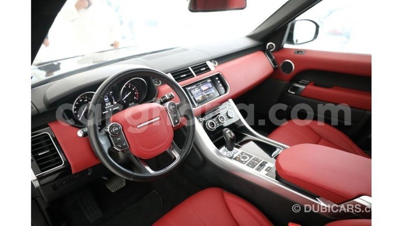 Big with watermark land rover range rover ashanti import dubai 11193