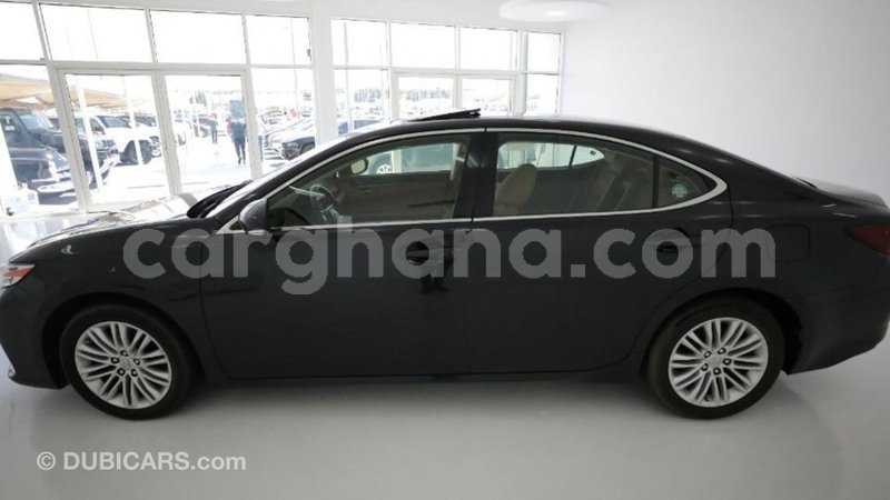 Big with watermark lexus es ashanti import dubai 11194