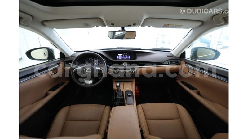 Big with watermark lexus es ashanti import dubai 11194