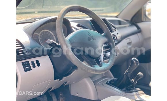 Buy Import Mitsubishi L200 White Car in Import - Dubai in Ashanti Buy Import Mitsubishi L200 White Car in Import - Dubai in Ashanti