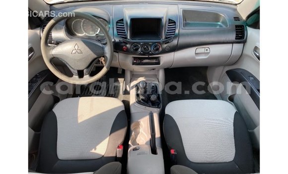 Buy Import Mitsubishi L200 White Car in Import - Dubai in Ashanti Buy Import Mitsubishi L200 White Car in Import - Dubai in Ashanti