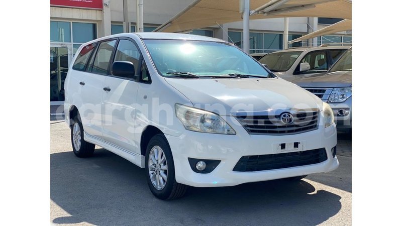 Big with watermark toyota innova ashanti import dubai 11201