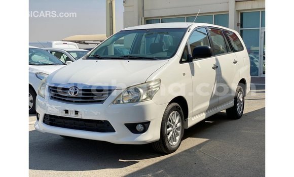 Buy Import Toyota Innova White Car in Import - Dubai in Ashanti Buy Import Toyota Innova White Car in Import - Dubai in Ashanti