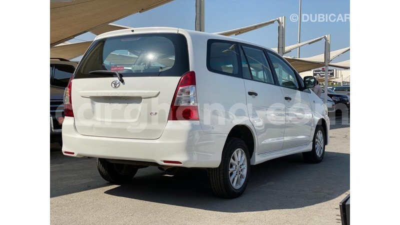 Big with watermark toyota innova ashanti import dubai 11201