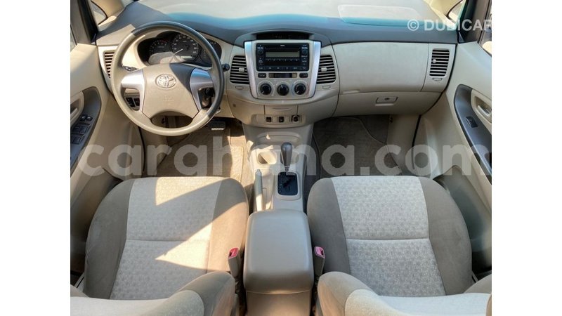 Big with watermark toyota innova ashanti import dubai 11201